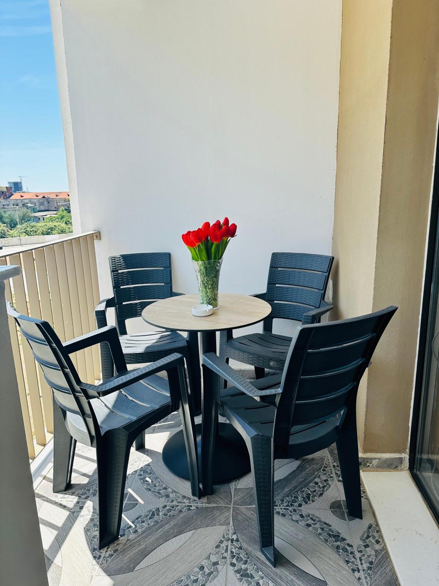 Family Apartment ติรานา ภายนอก รูปภาพ
