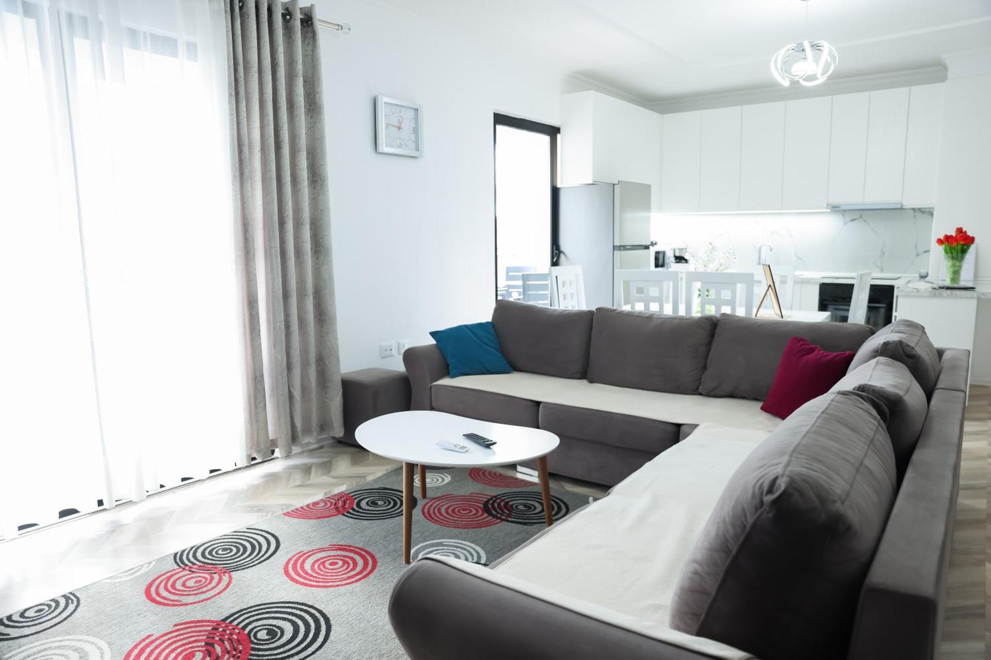 Family Apartment ติรานา ภายนอก รูปภาพ
